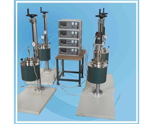 Laboratory Reactor